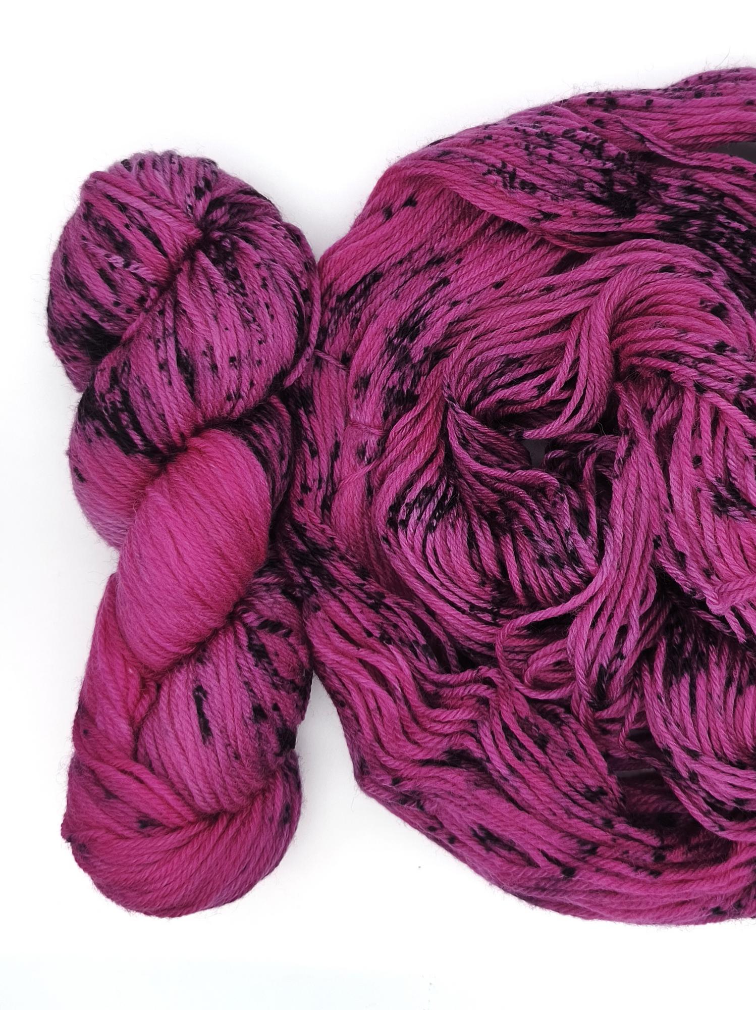 Пряжа ручного окрашивания, 100 гр/205 м, 75% меринос, 25% ПА, 98205