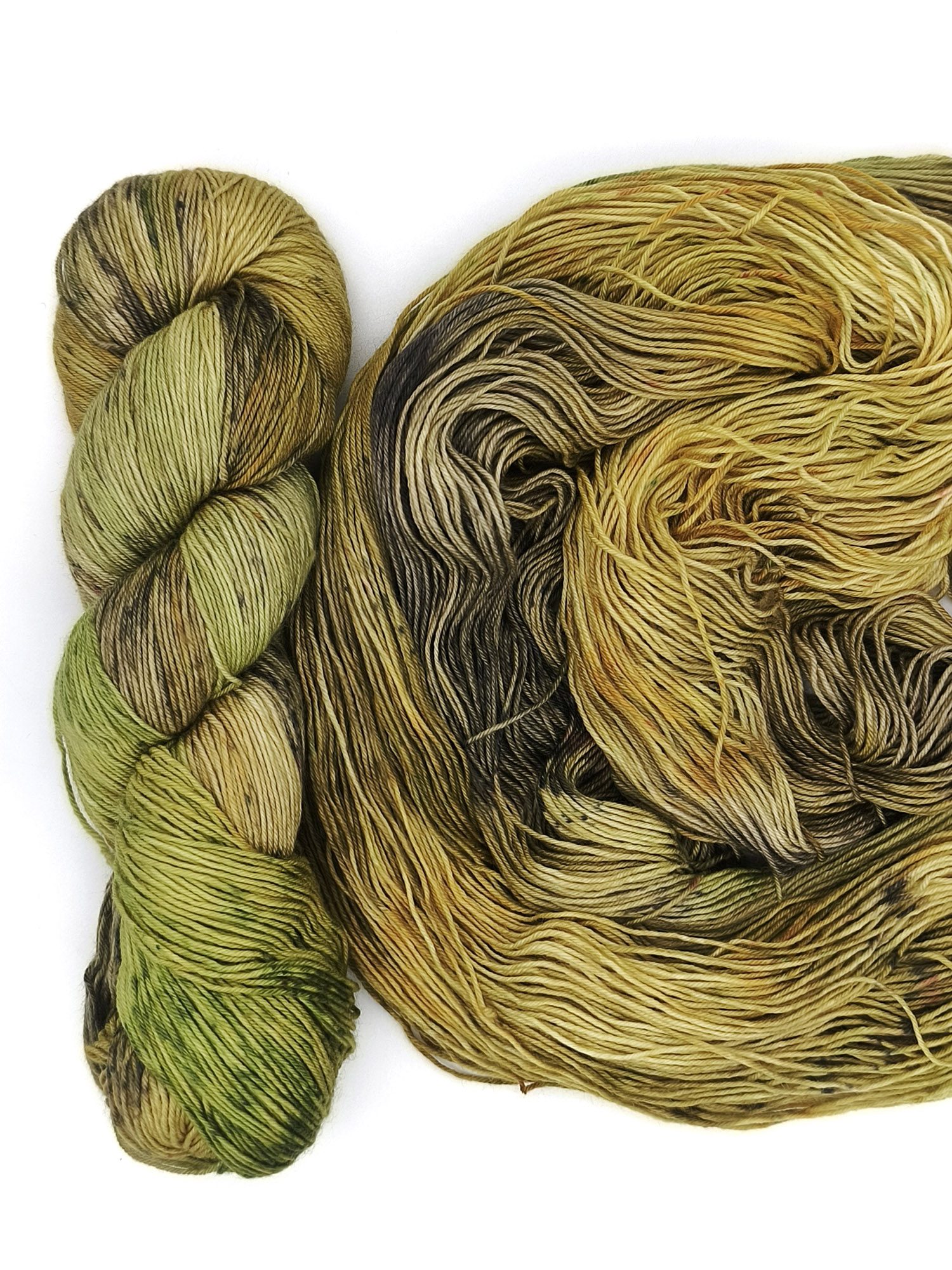 Меринос 19 мкн 75%, нейлон 25%, 100 гр/400 м, 84400