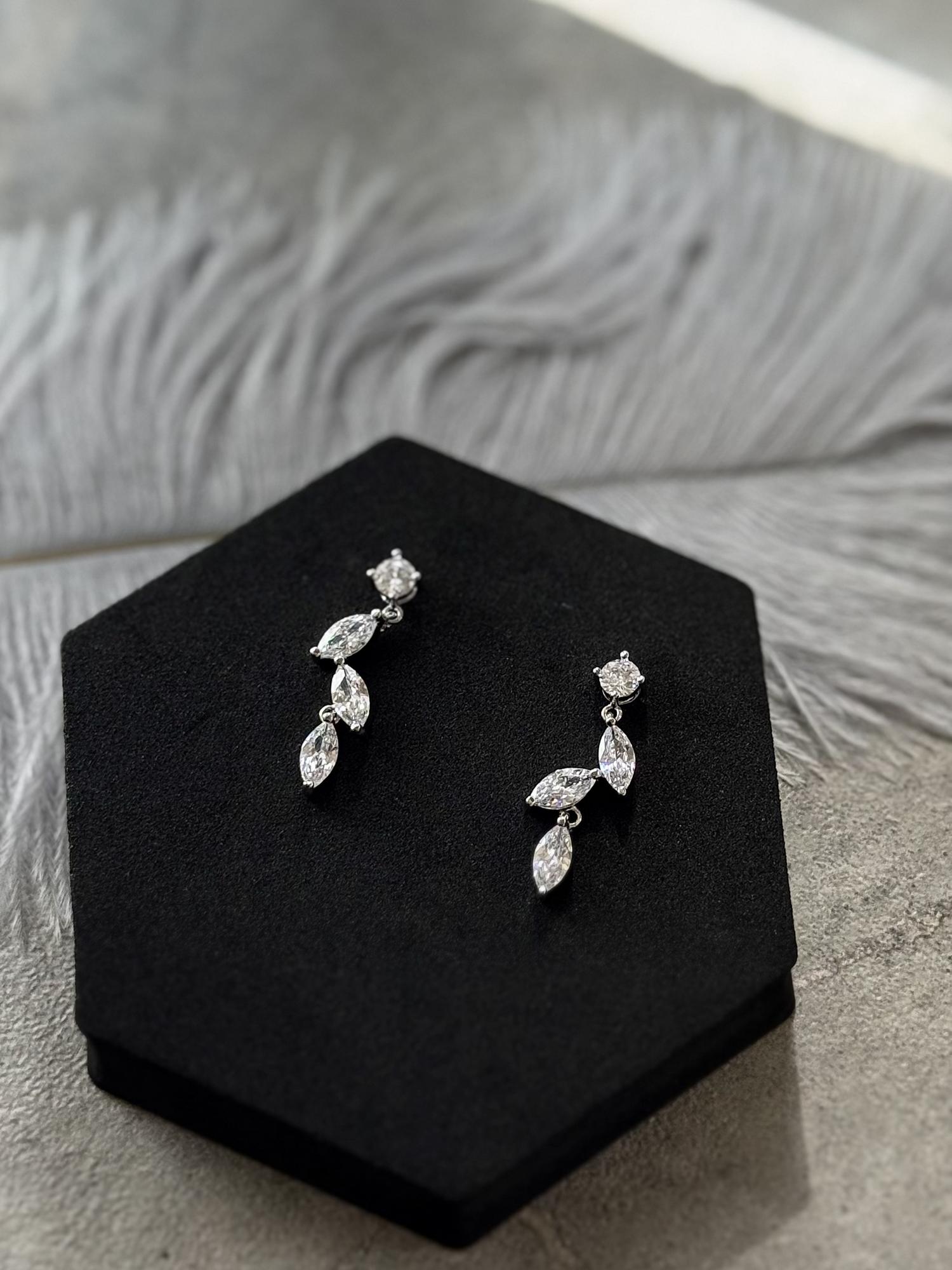 Серьги s 603