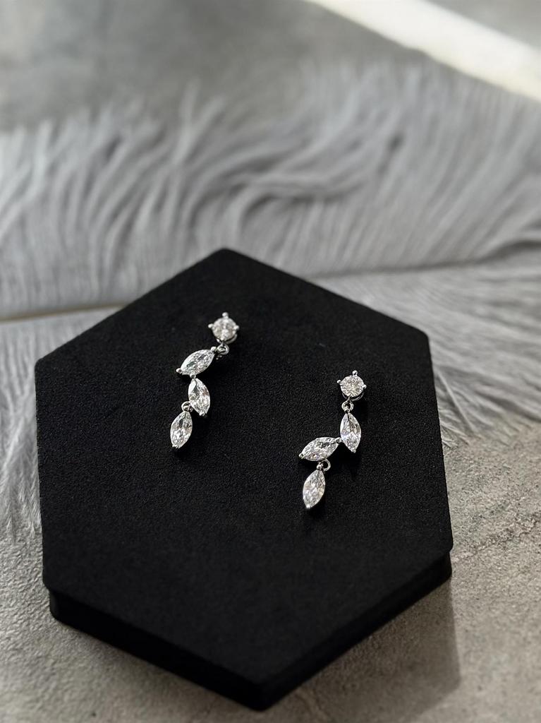 Серьги s 603