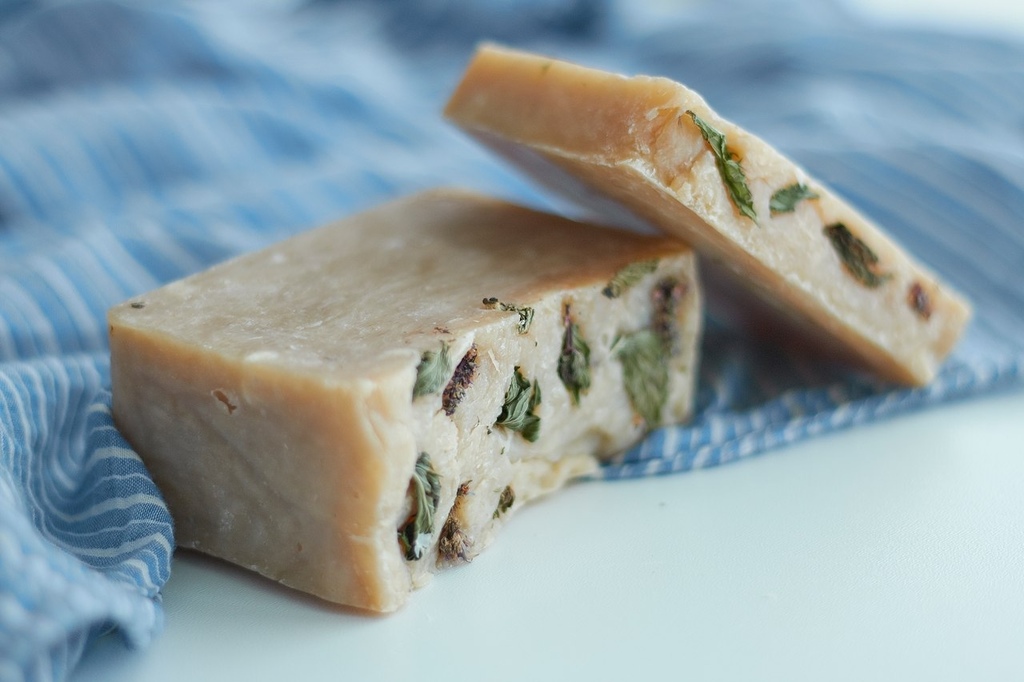 МЫЛО «КРАПИВА - МЯТА»