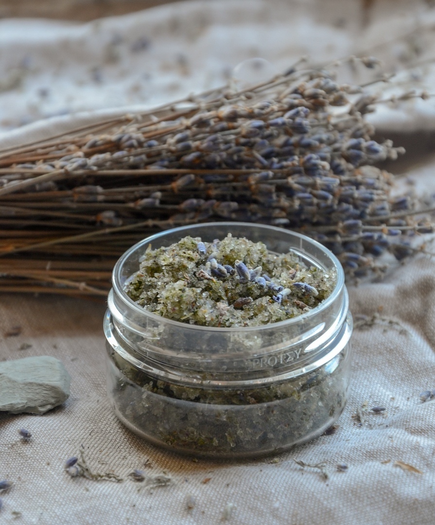 ЛАВАНДОВЫЙ СКРАБ С ДУШИЦЕЙ