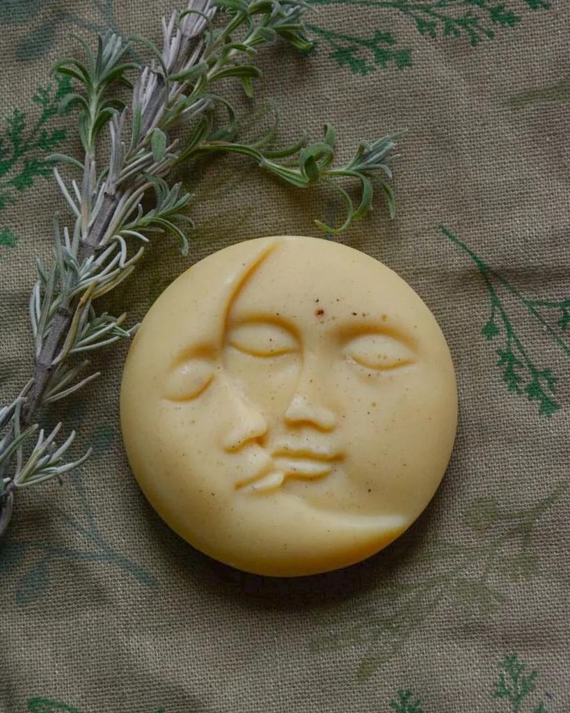 ТВЕРДОЕ МАСЛО ДЛЯ ТЕЛА ЛАВАНДА-КАЛЕНДУЛА