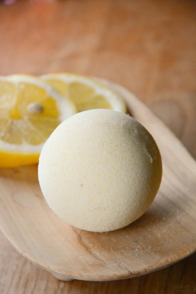 БОМБОЧКА "АПЕЛЬСИН -ОБЛЕПИХА"