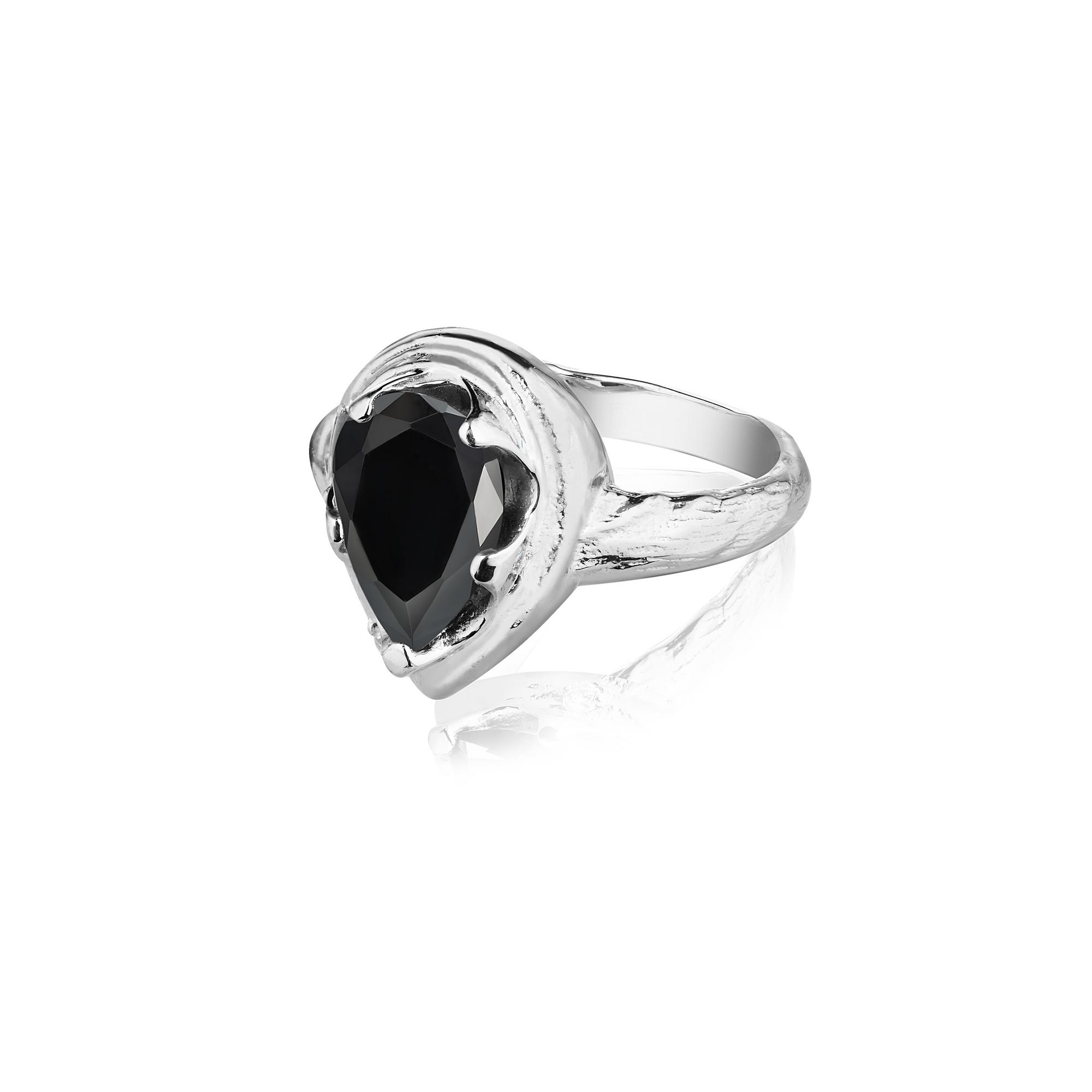 Кольцо Crystal Drop с черной шпинелью