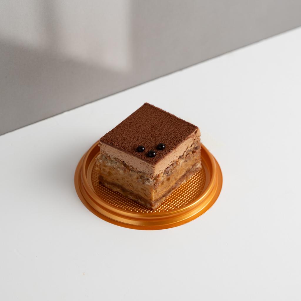 Карамельная груша (она же Любимый фрукт шефа) пирожное