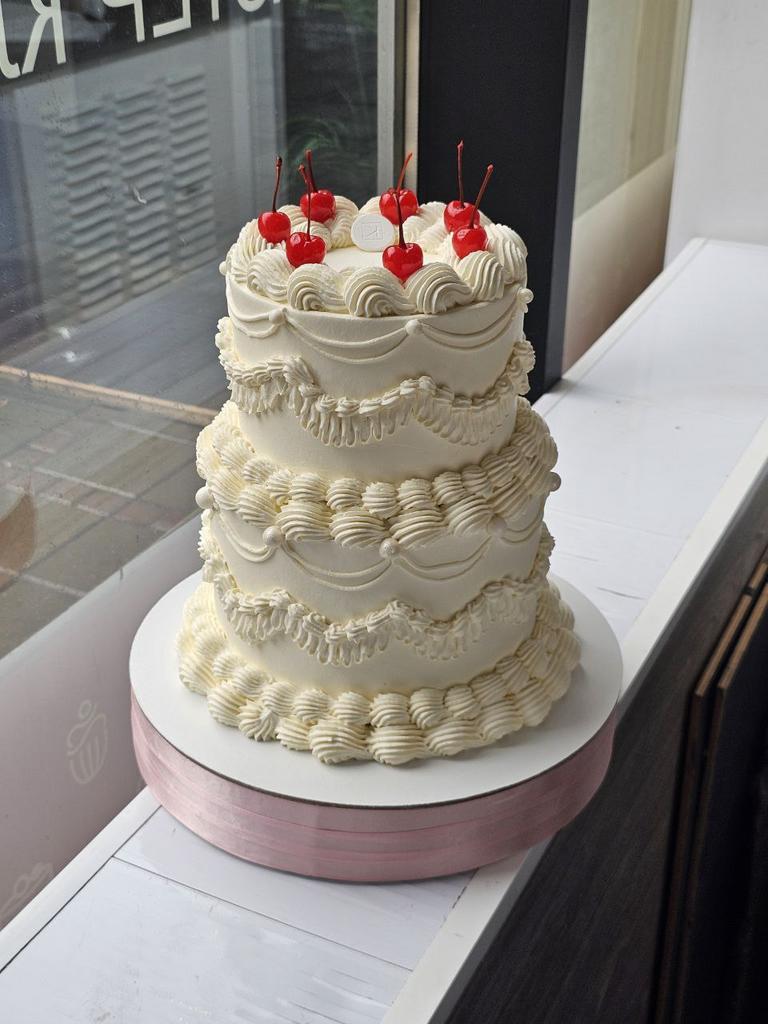 торт ламбет свадебный Екатеринбург