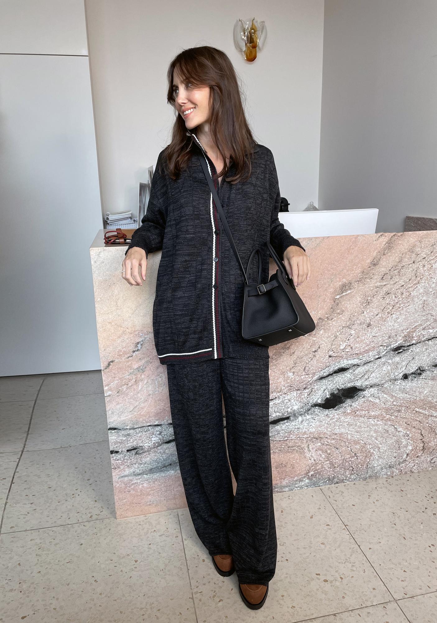 Костюм брючный, цвет серый