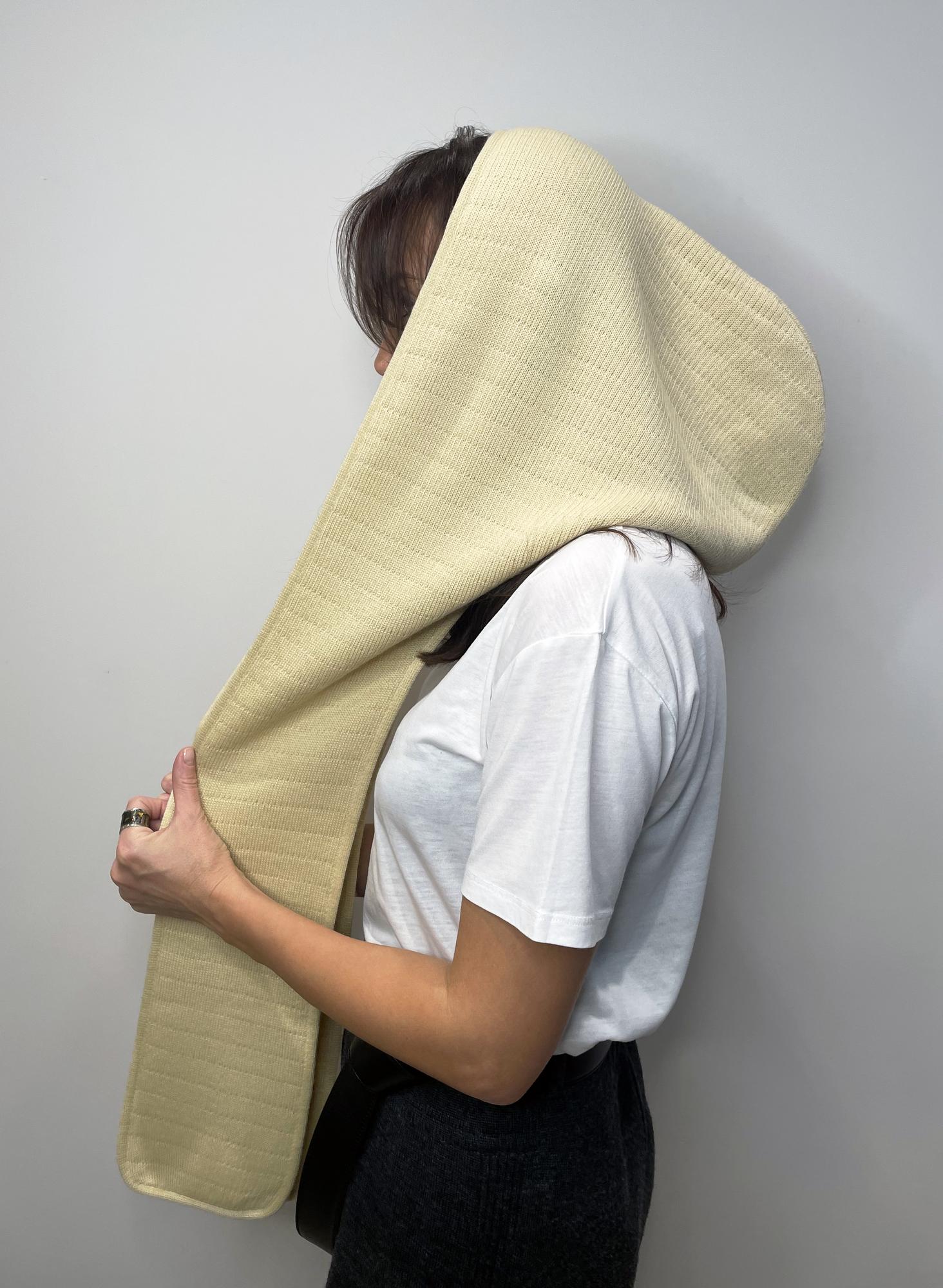 Капюшон, цвет крем-брюле