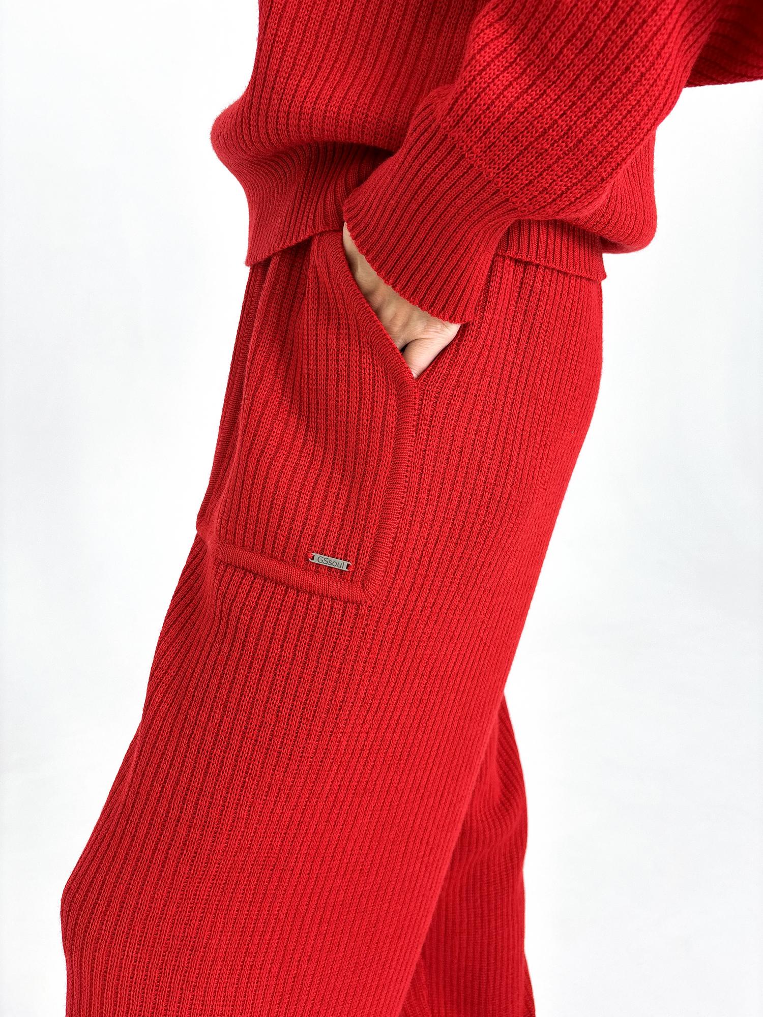 Брюки, цвет алый