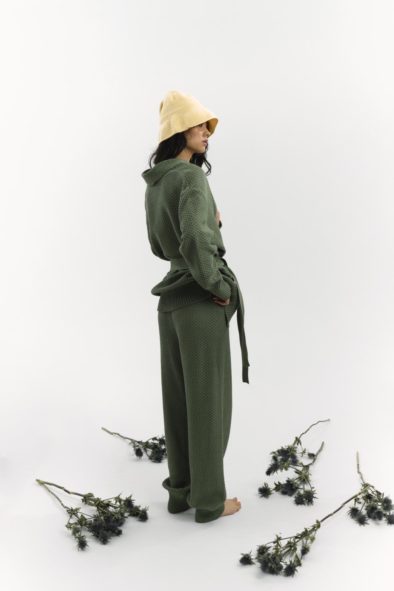 Брюки, соты