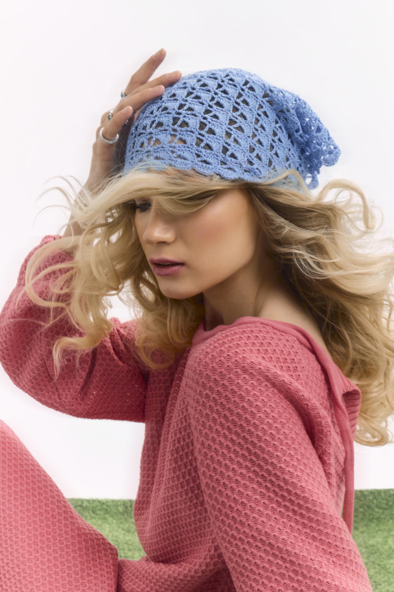 Косынка кроше, цвет голубой