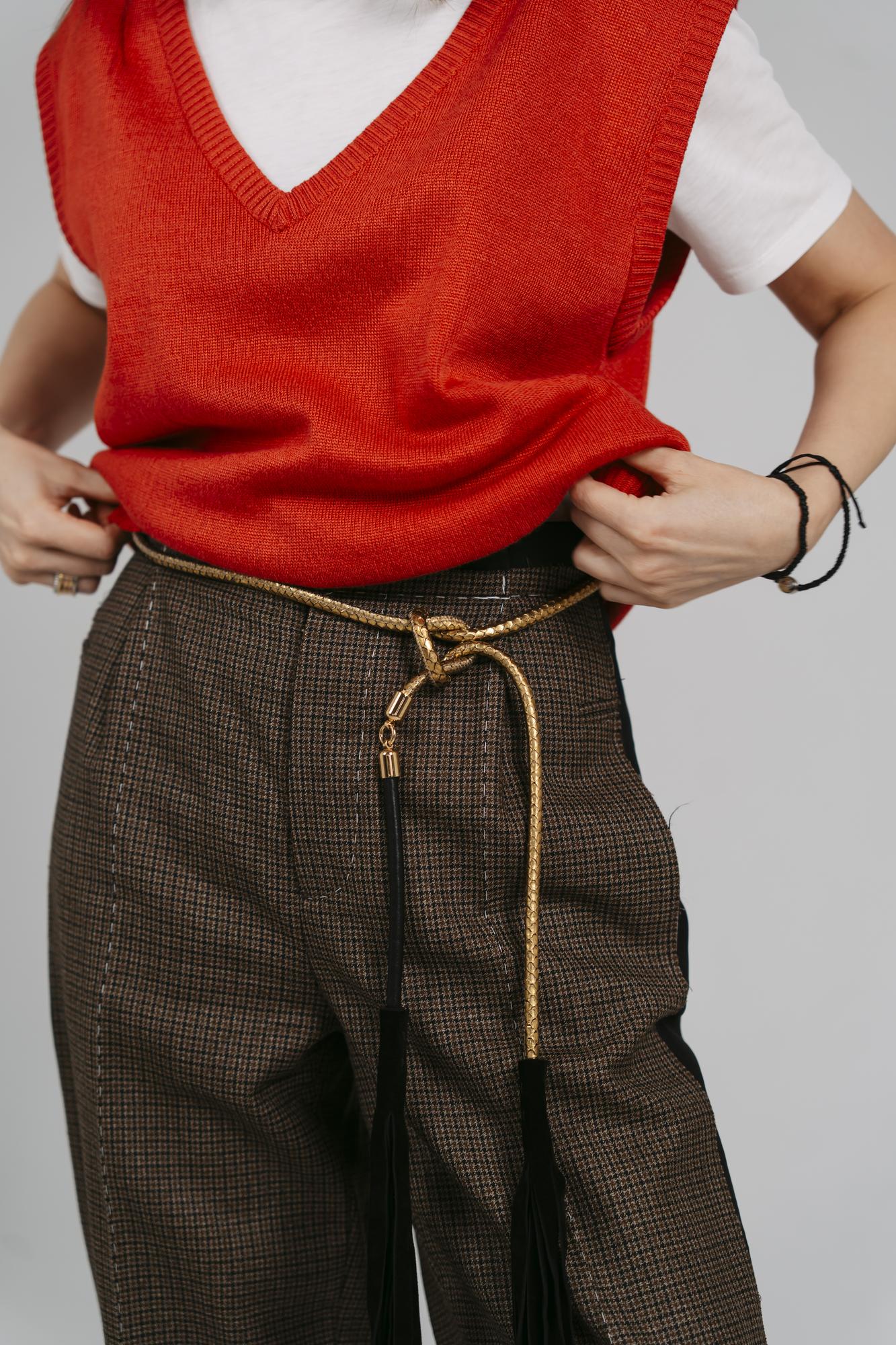 Жилет с напуском, цвет томатный