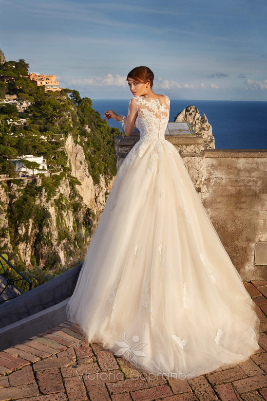 Victoria Soprano Veronica