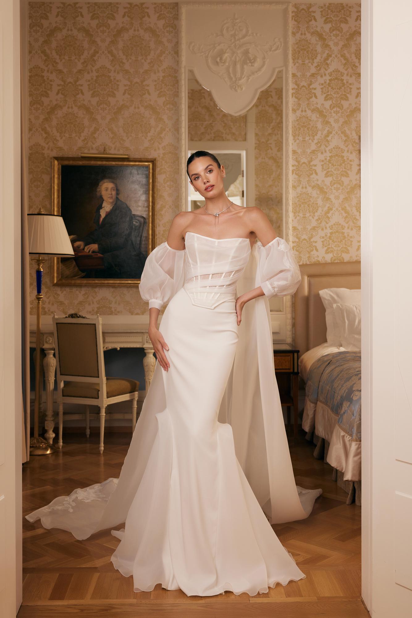 Свадебное платье Blammo Biamo Ksilia c кейпом комплект