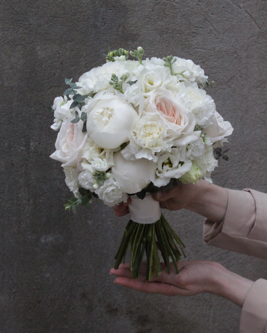 Букет невесты круглой формы