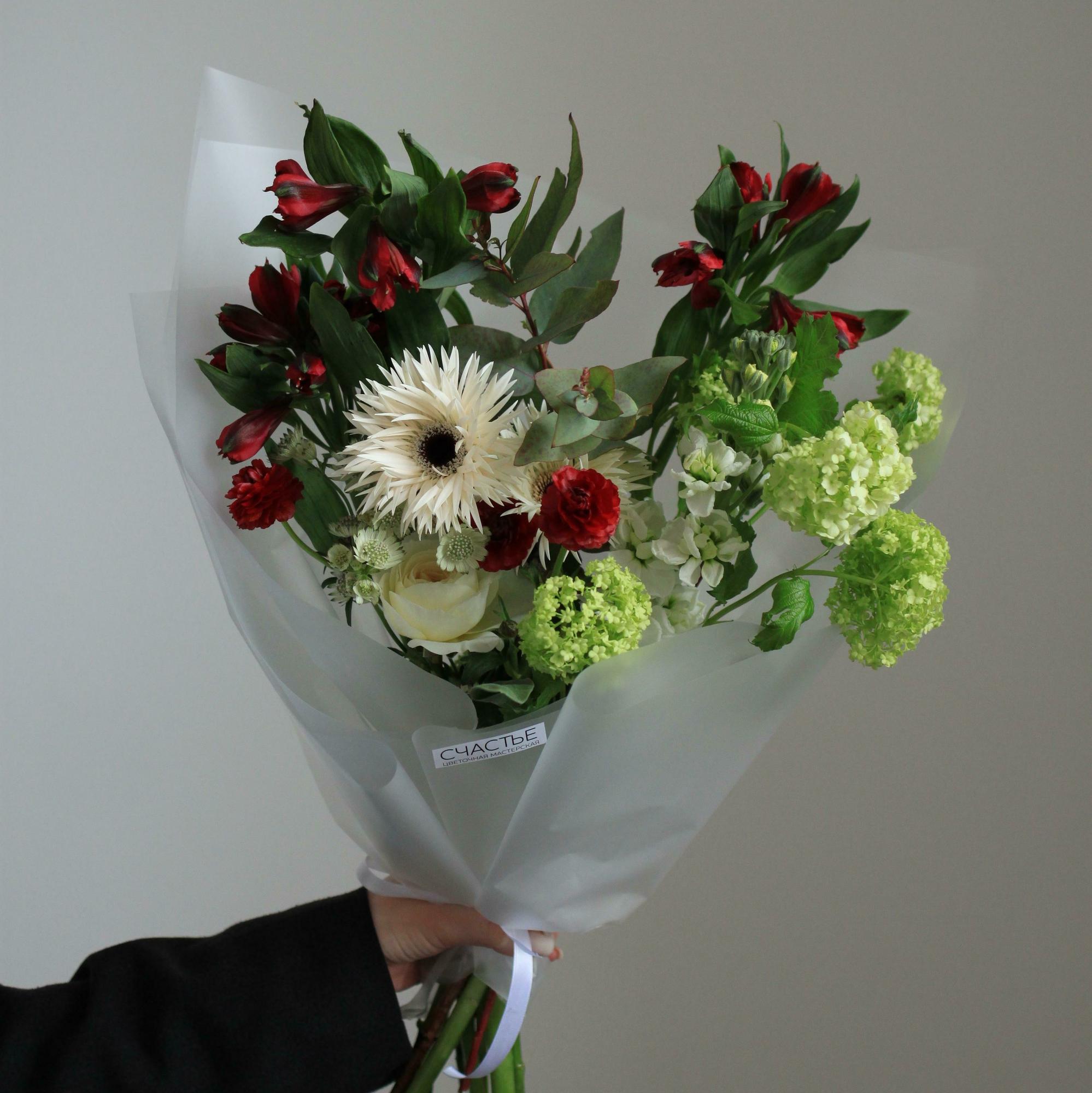 Яркий букет