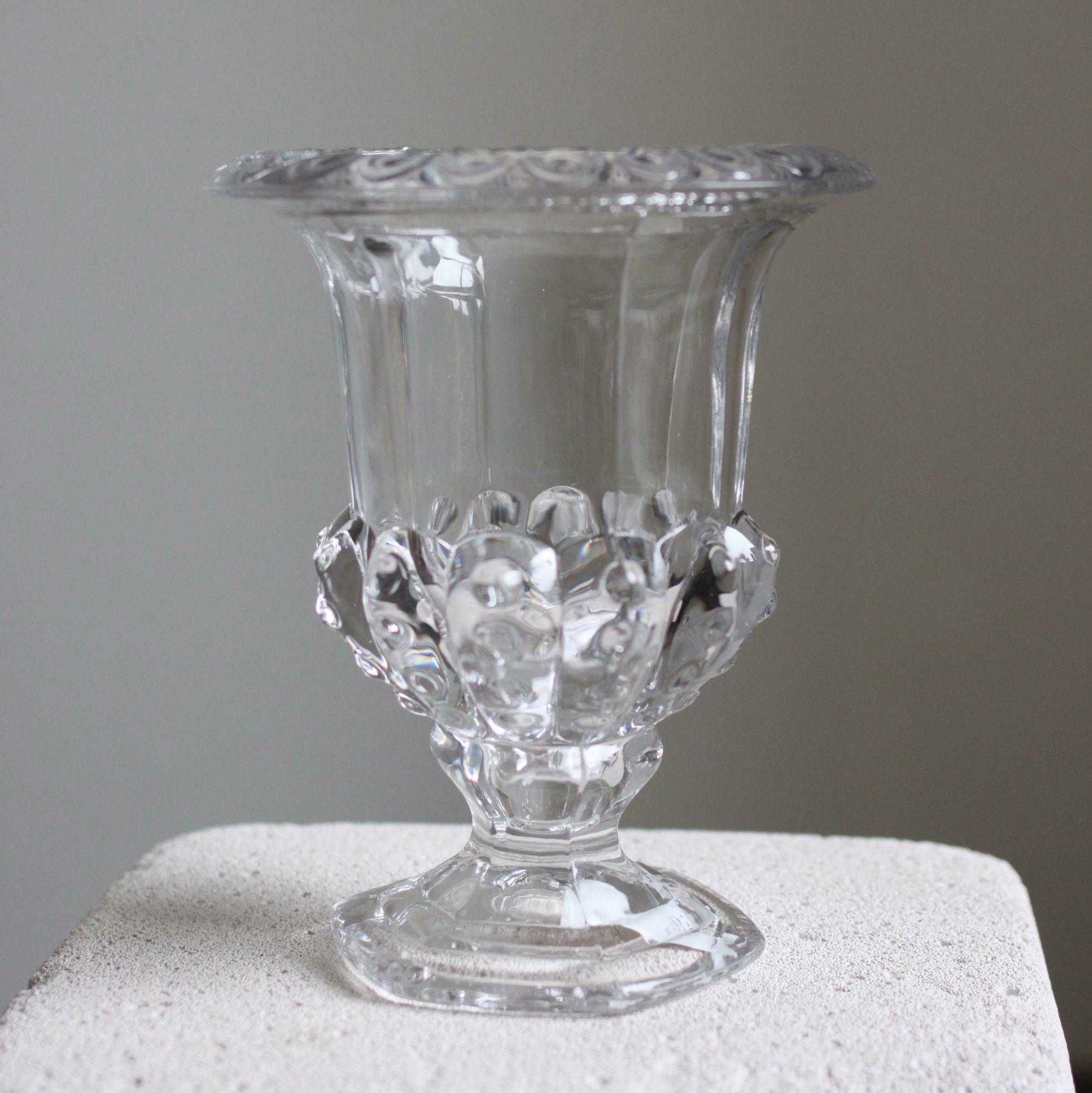 Ваза стекло на ножке