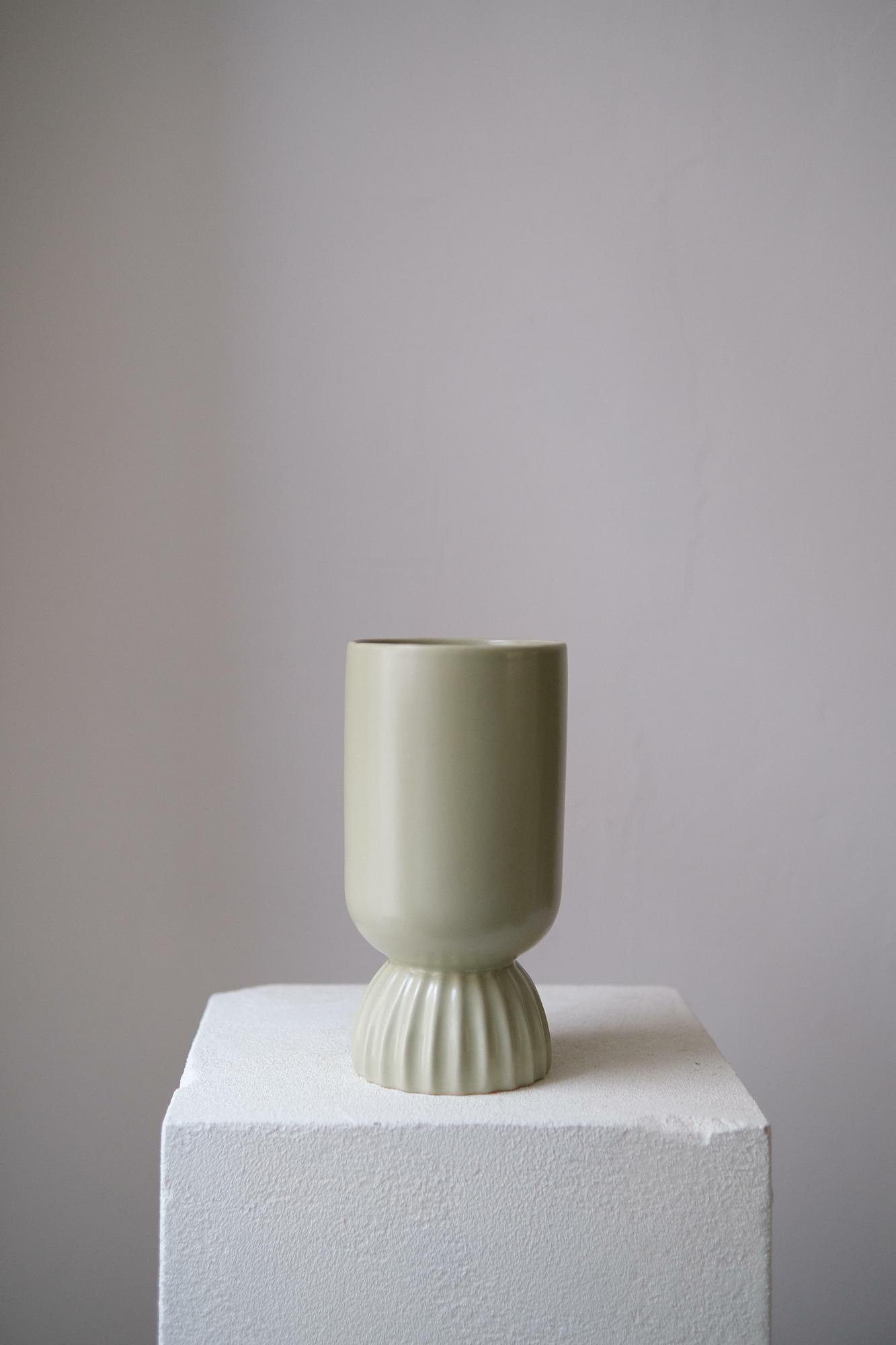 Ваза керамическая оливковая