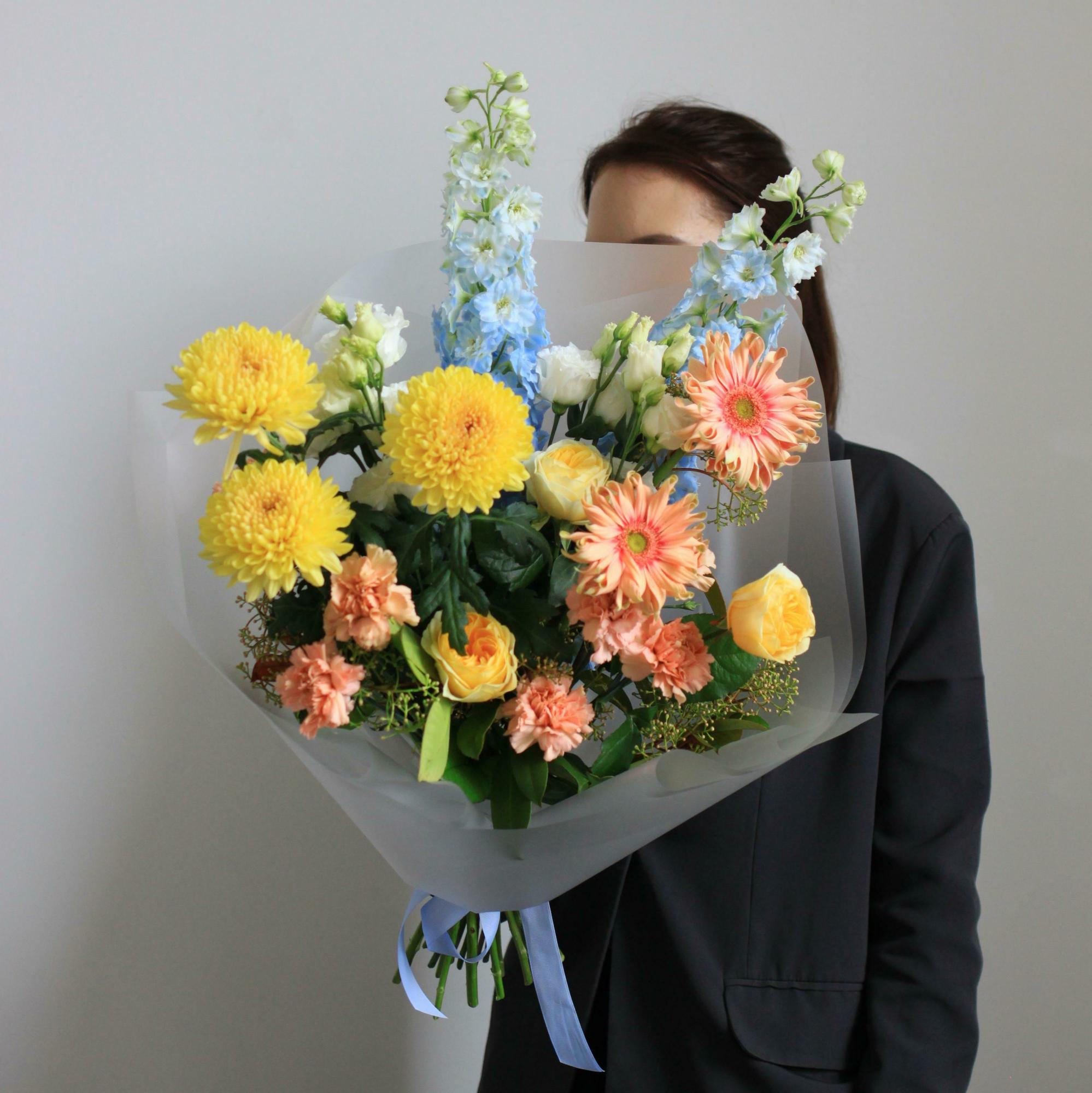 Летний яркий букет