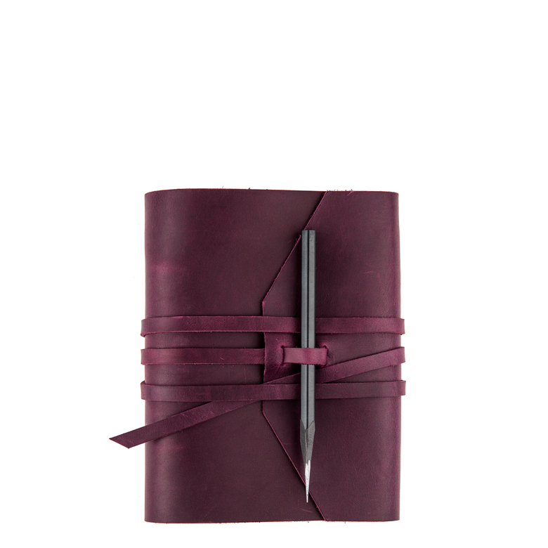 Кожаный блокнот А6 на кольцах с длинным ремнём