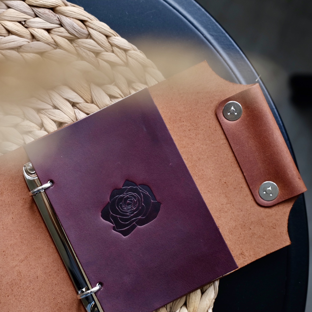 «Роза» Тиснение изображения готовым клише из коллекции Ptaho