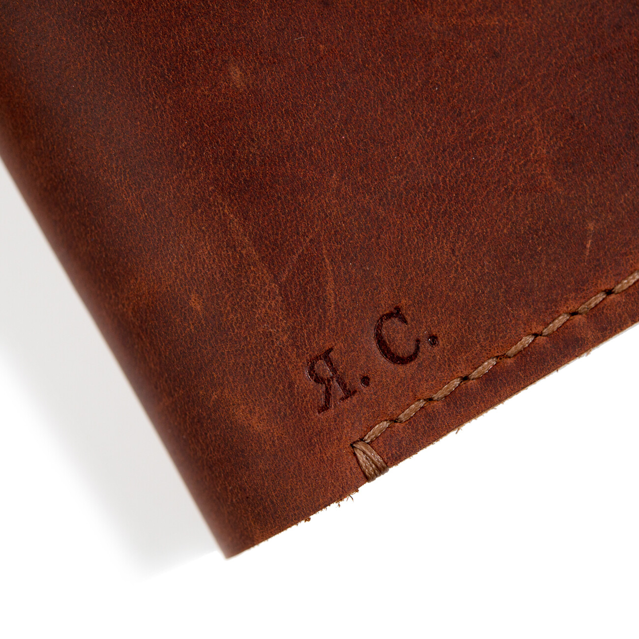 Горячее тиснение инициалов