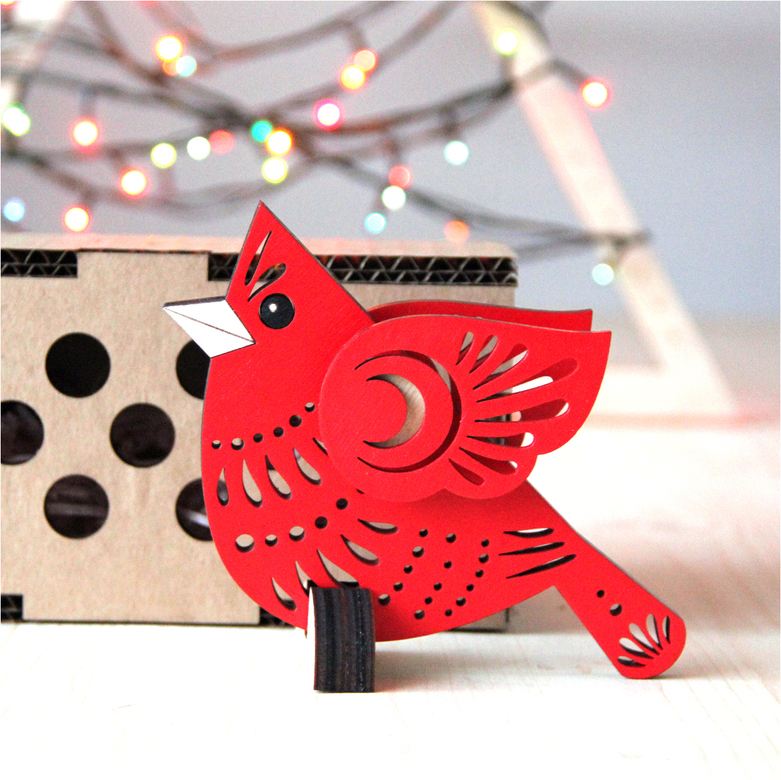 Сувенир "КРАСНЫЙ КАРДИНАЛ"