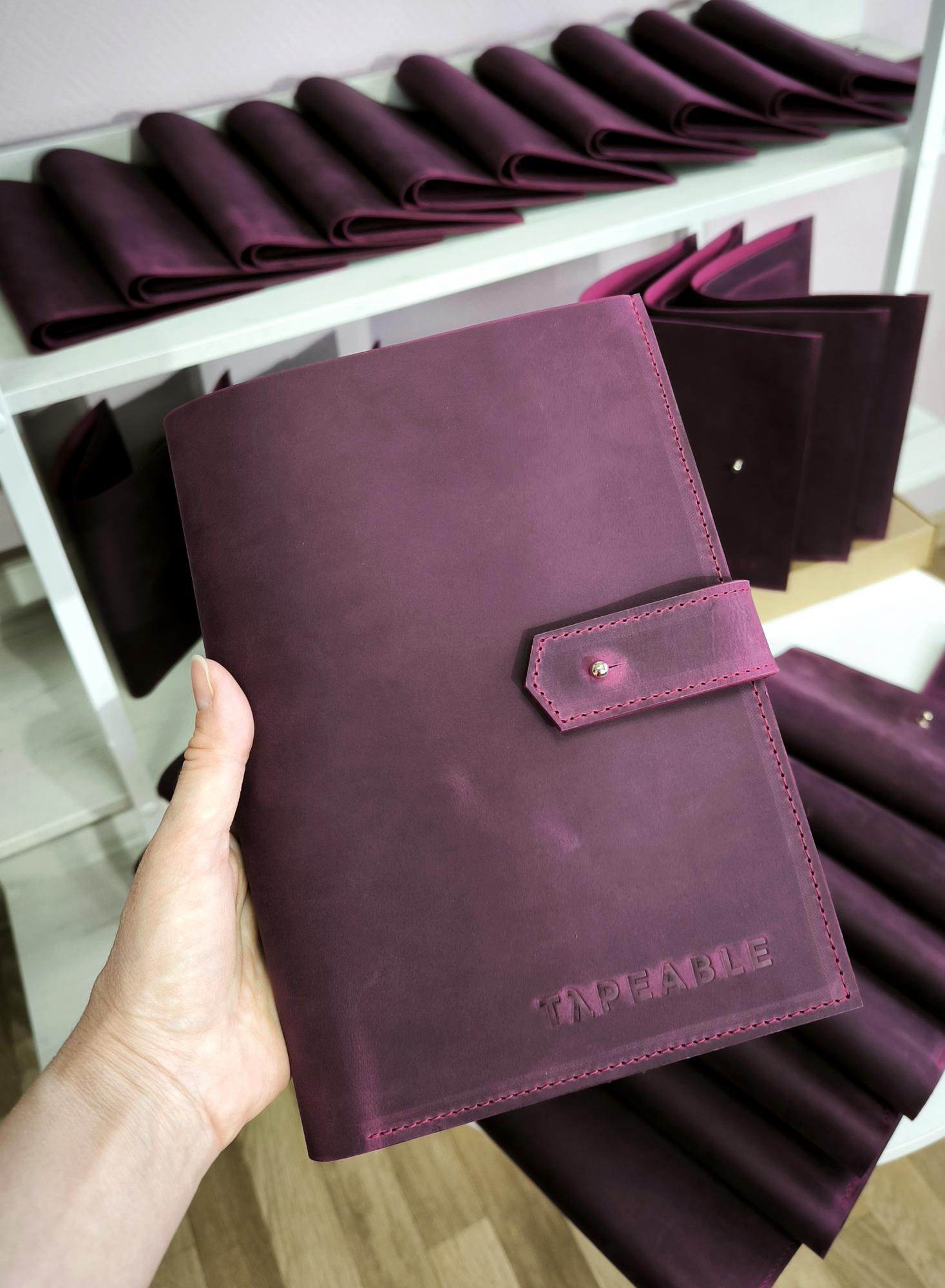 Кожаная папка для документов А4