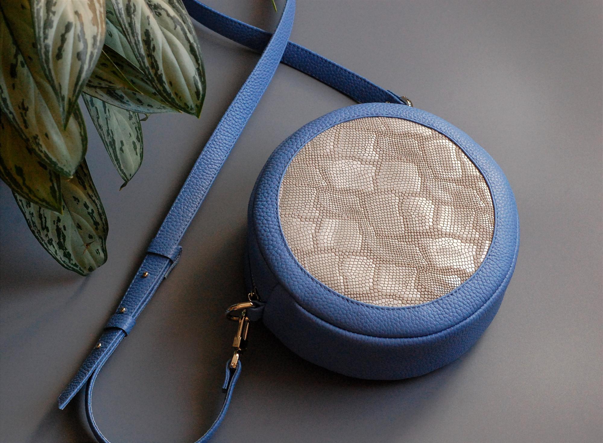 Круглая кожаная сумка