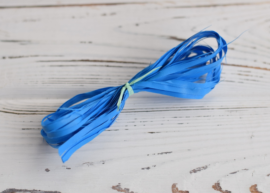 Рафия синяя