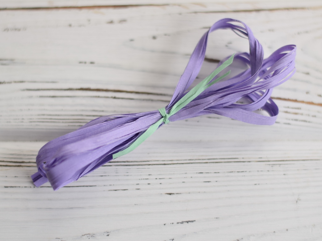 Рафия фиолетовая