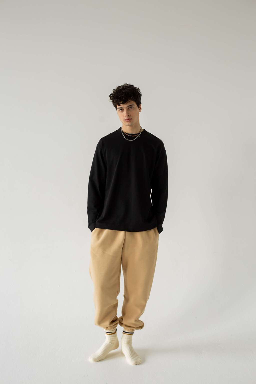 Лонгслив BASIC цвета "Угольный черный"