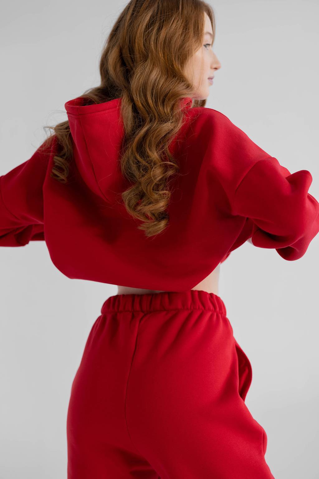 Худи BASIC цвета "Маковый красный"