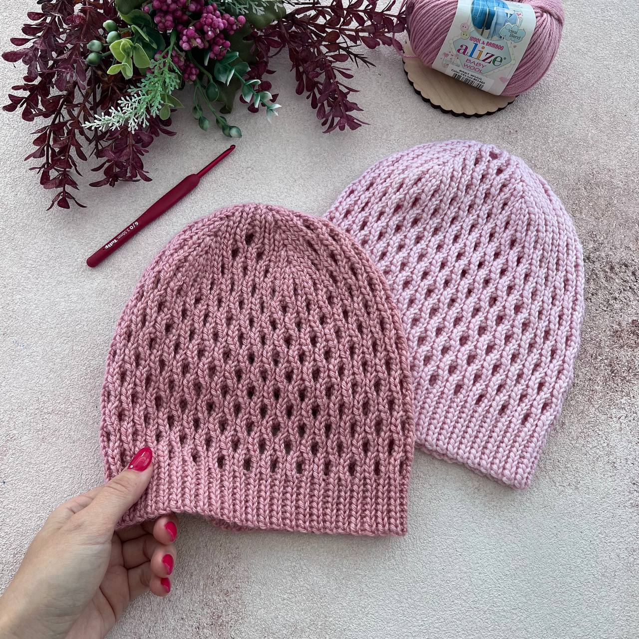 Ажурная шапочка крючком