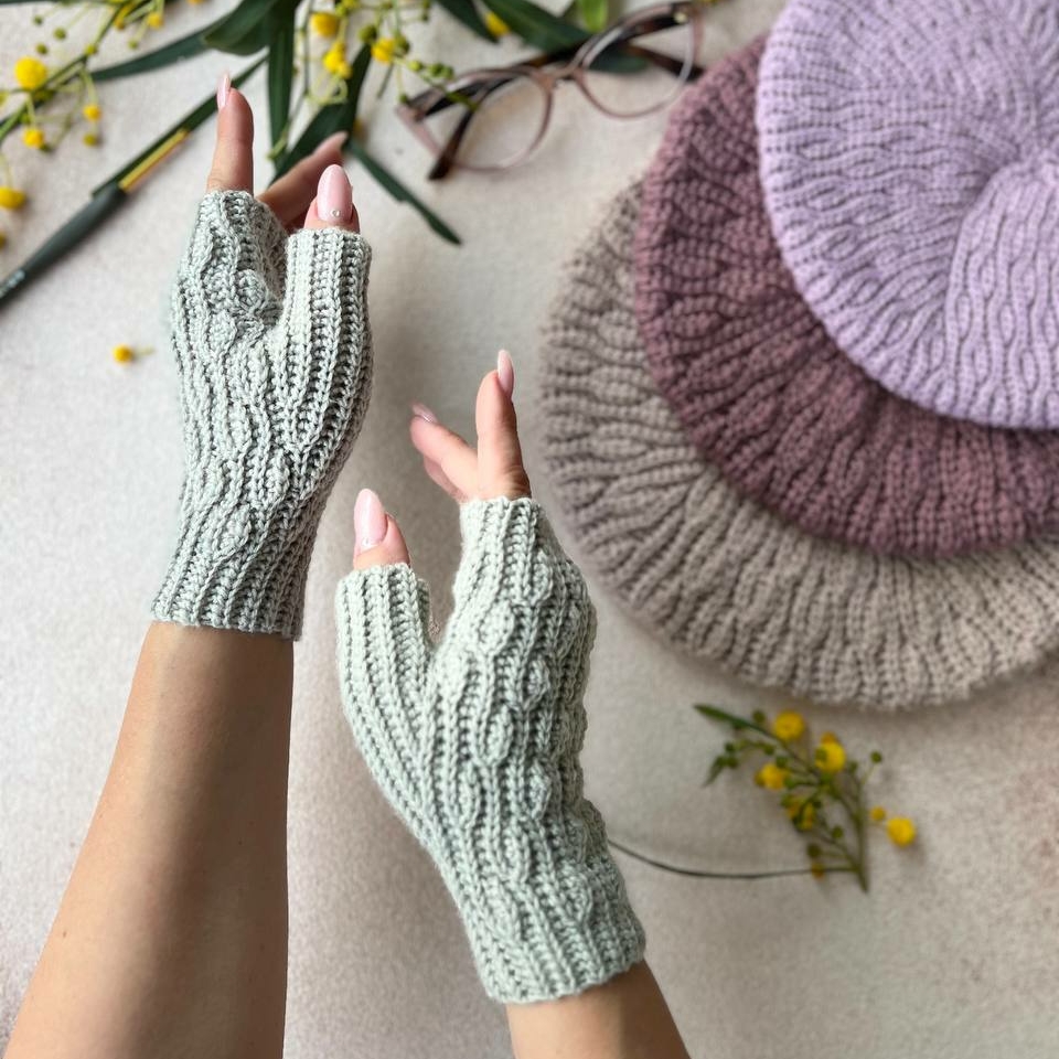 Митенки крючком Веточки