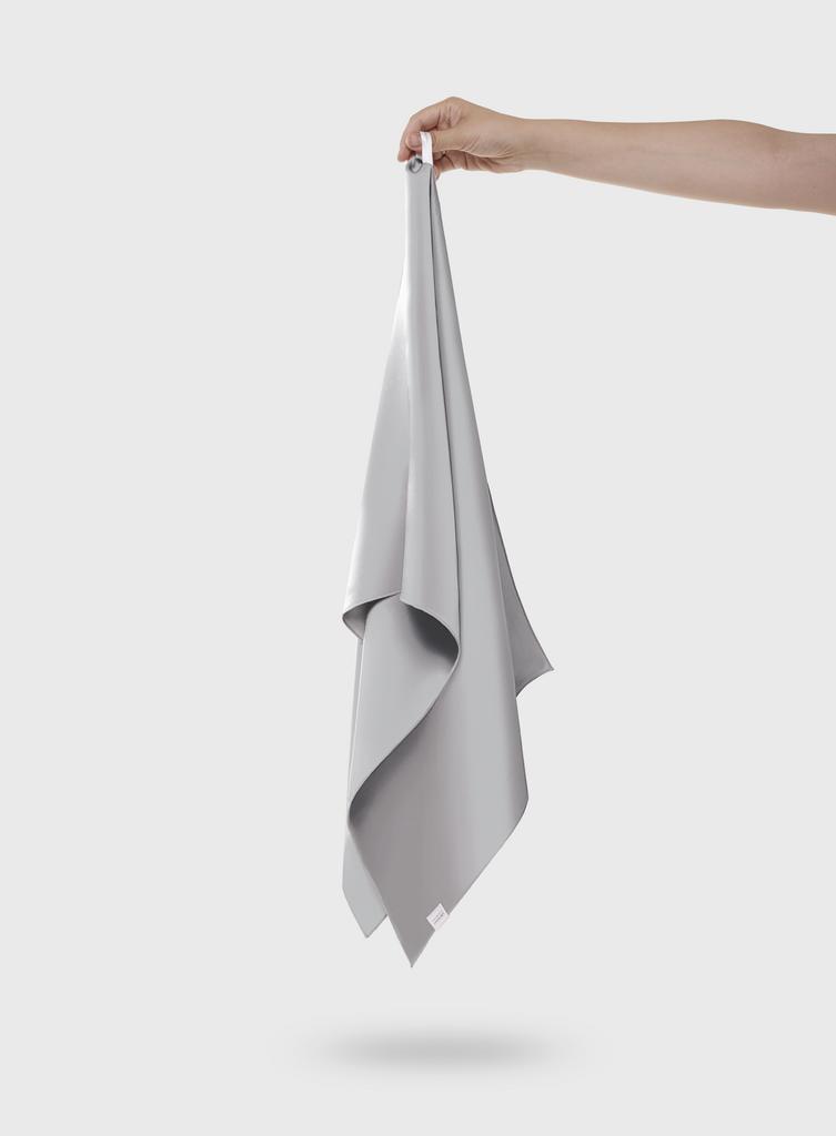 Полотенце для волос 100% шелк серебристого цвета