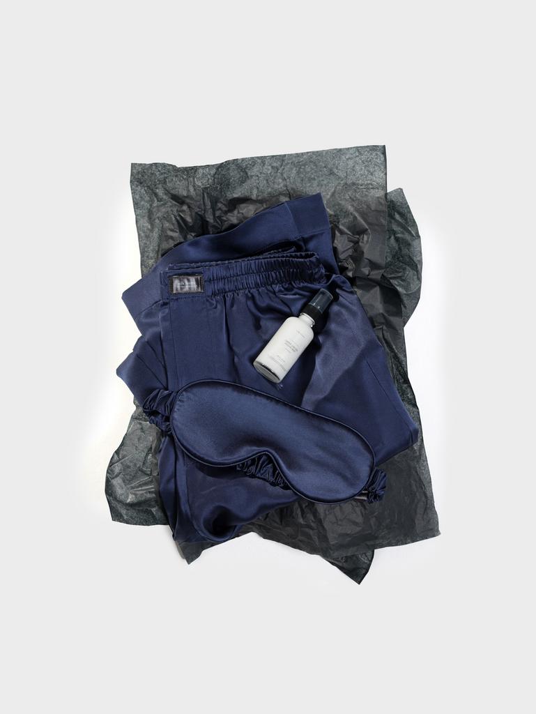 Мужской набор: шелковые брюки, маска для сна и спрей