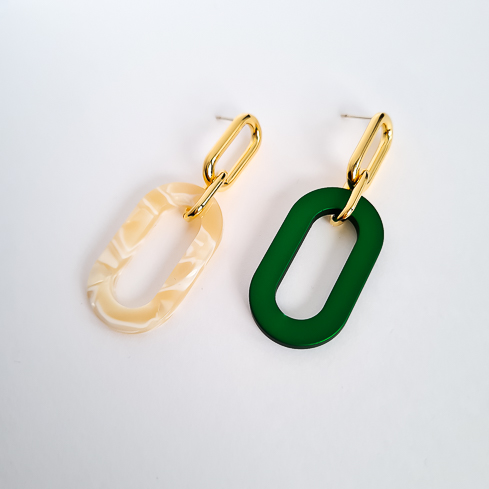 Серьги NUANCE золотистые звенья с зелёным оттенком