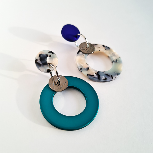 Серьги NUANCE кольца в изумрудном оттенке