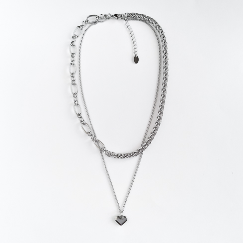 Подвеска ELINICE с сердечком и цепями разного плетения