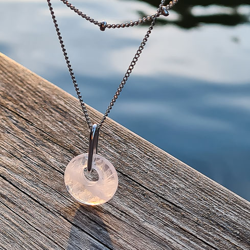 Кулон ELINICE розовый кварц