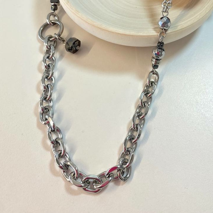 Подвеска ELINICE с гематитом и кристаллом Swarovski