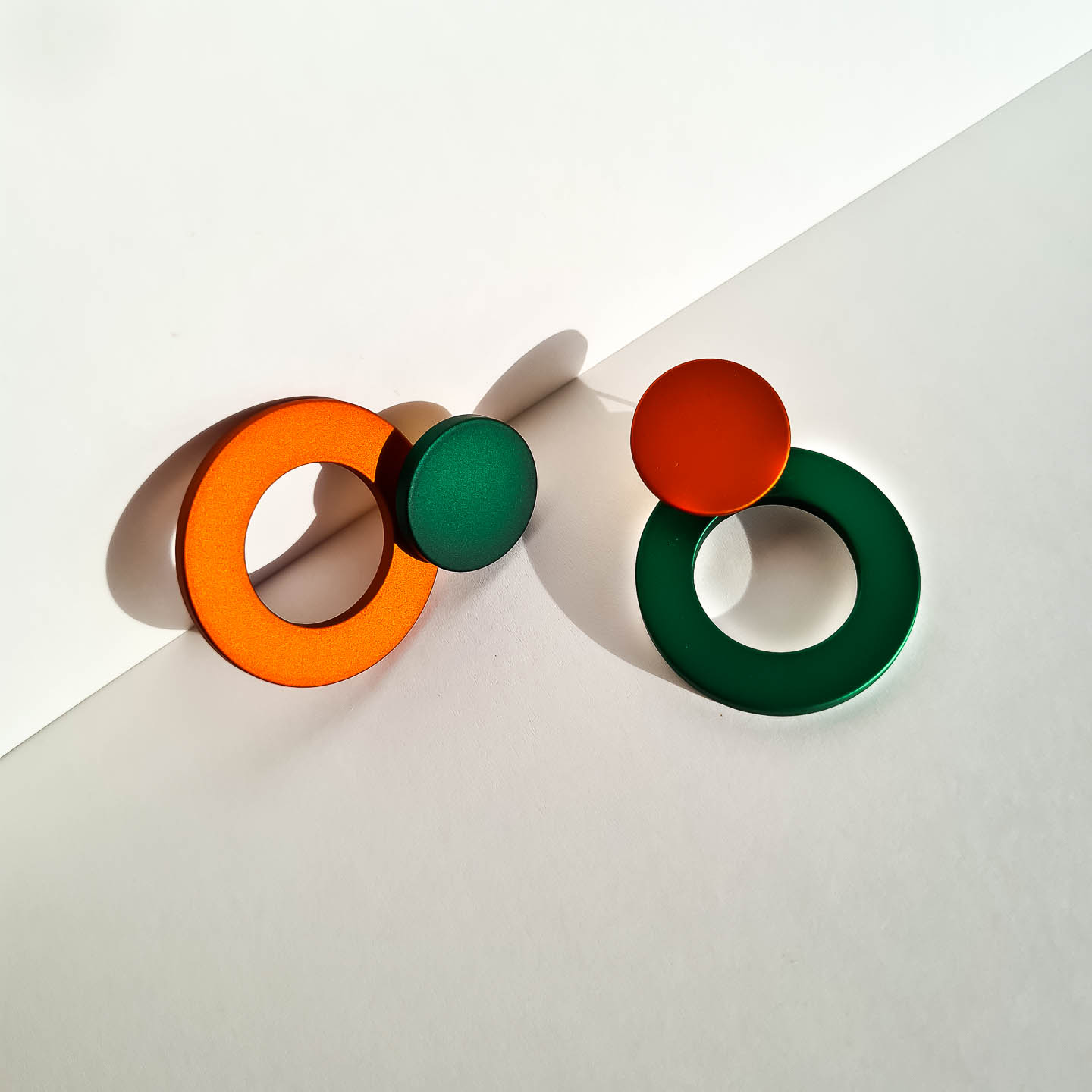 Серьги NUANCE золотистые геометричные двухцветные кольца