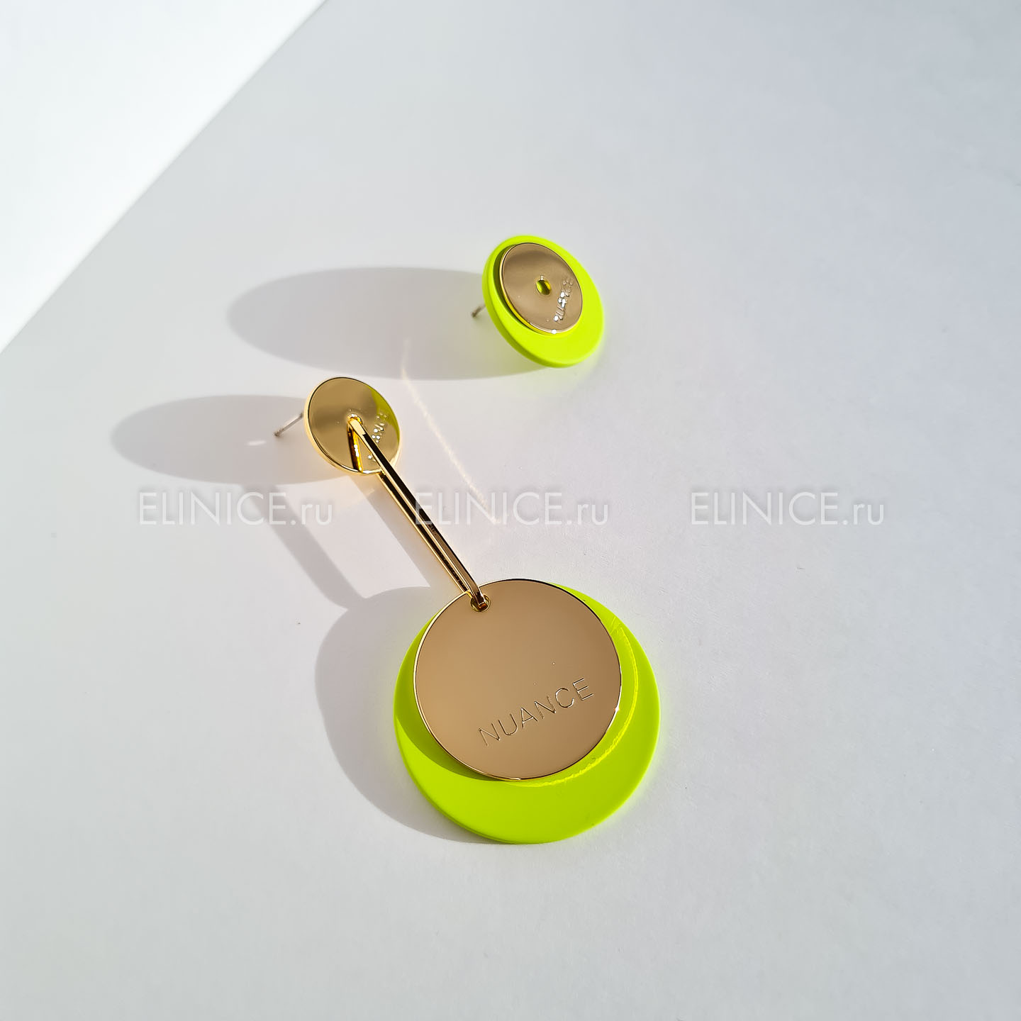 Серьги NUANCE золотистые салатовые круги