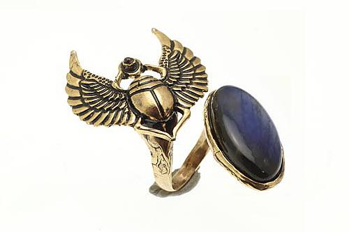 Кольцо ALCOZER & J  c лабрадором, гранатом, жемчугом и Swarovski