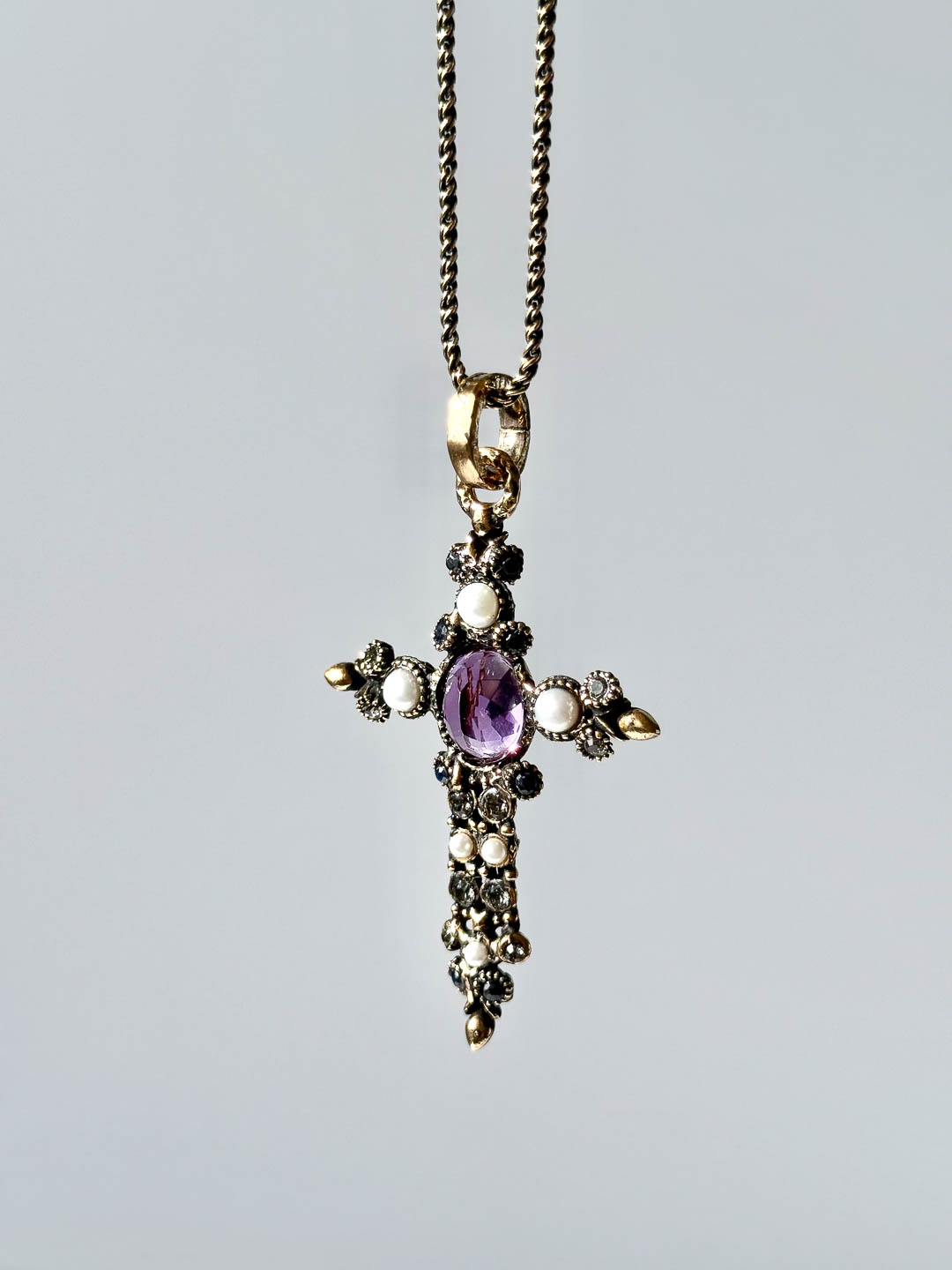 Колье ALCOZER & J с аметистом, жемчугом, сапфиром и Swarovski