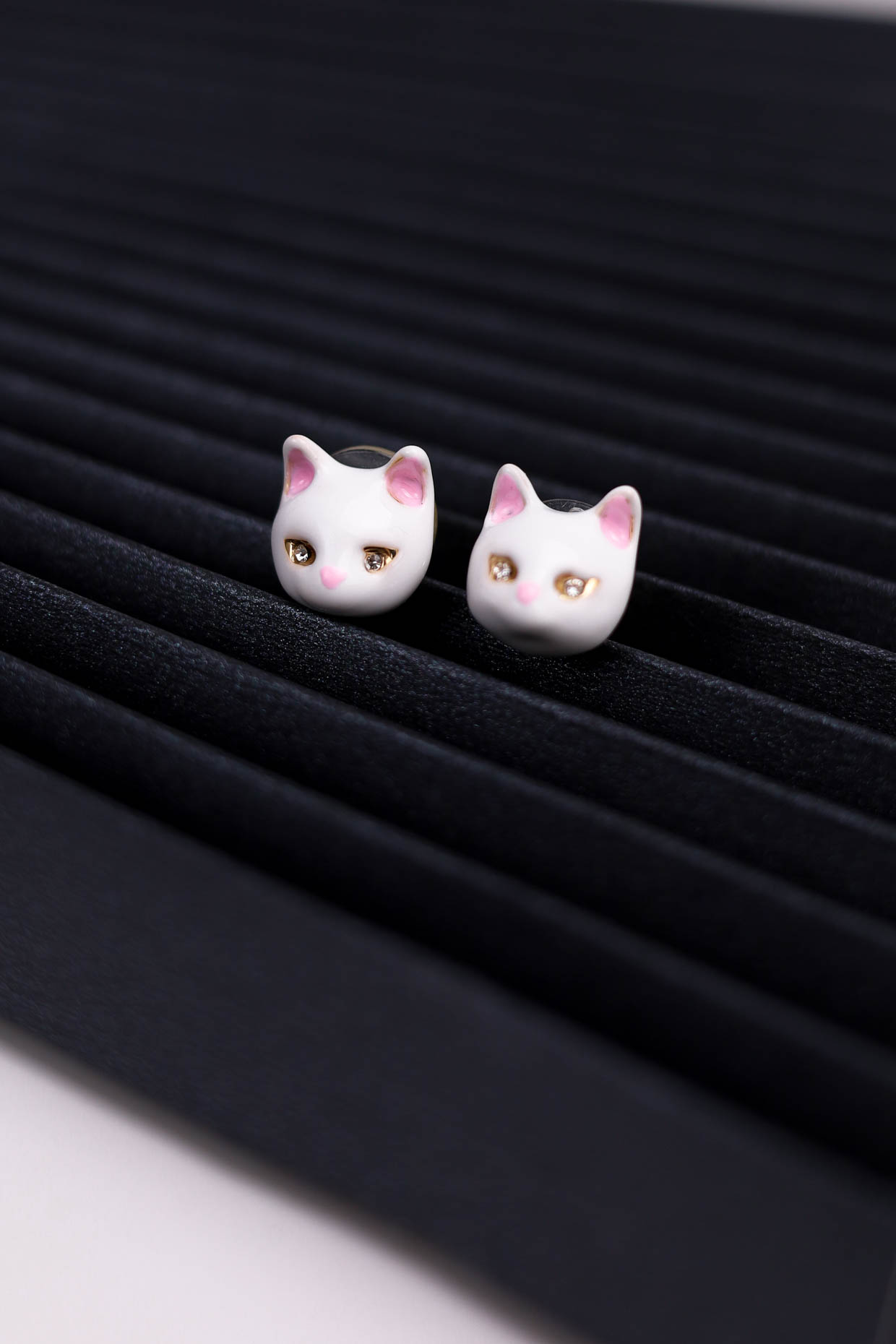 Серьги POLINA FIRENZE OR3934 Кот белый