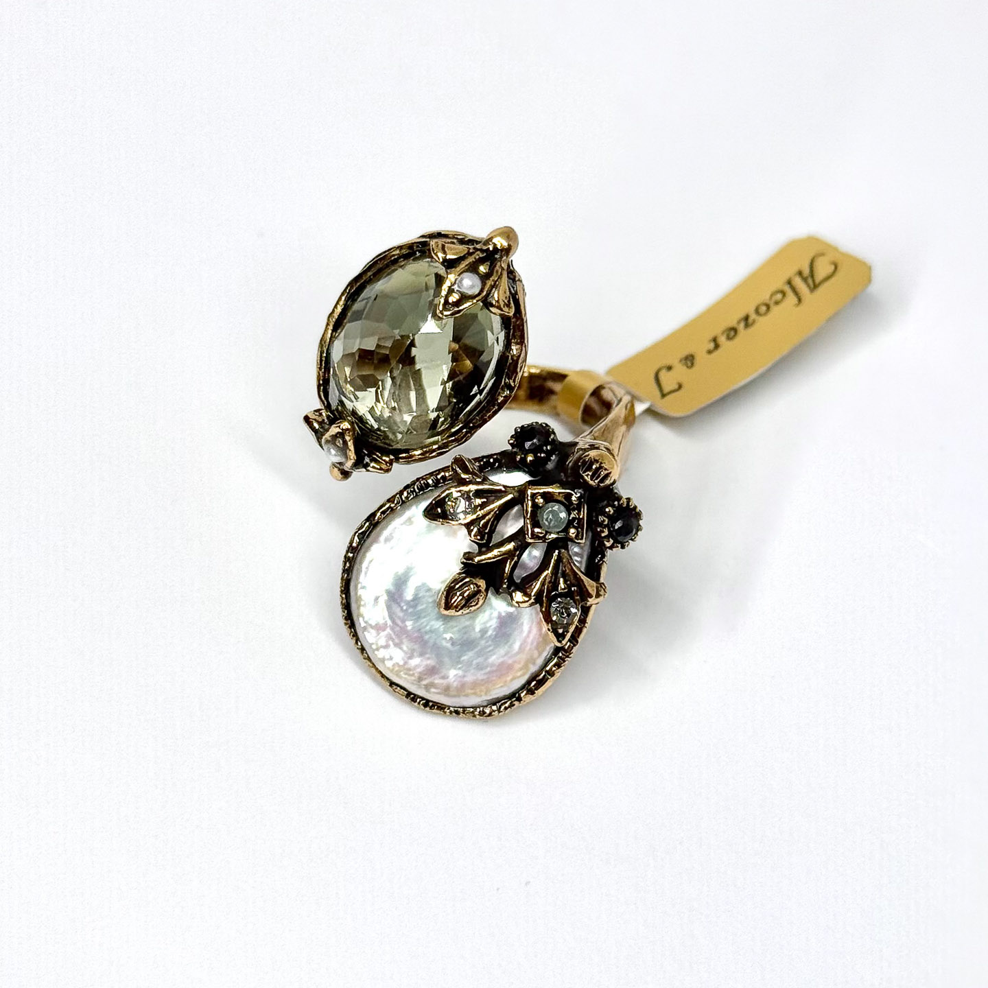 Кольцо ALCOZER & J   с празиолитом, барочным жемчугом, гранатом и Swarovski