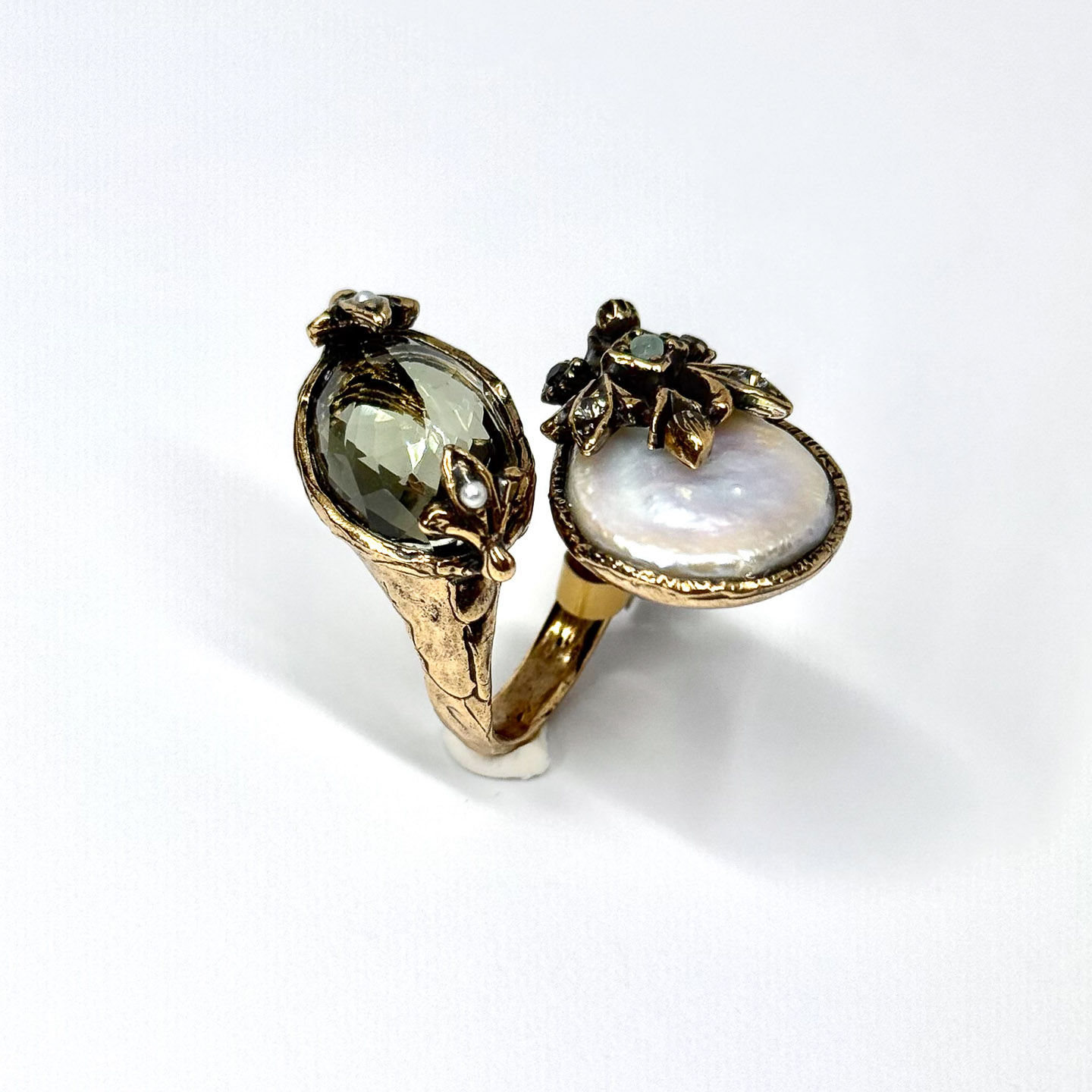 Кольцо ALCOZER & J   с празиолитом, барочным жемчугом, гранатом и Swarovski